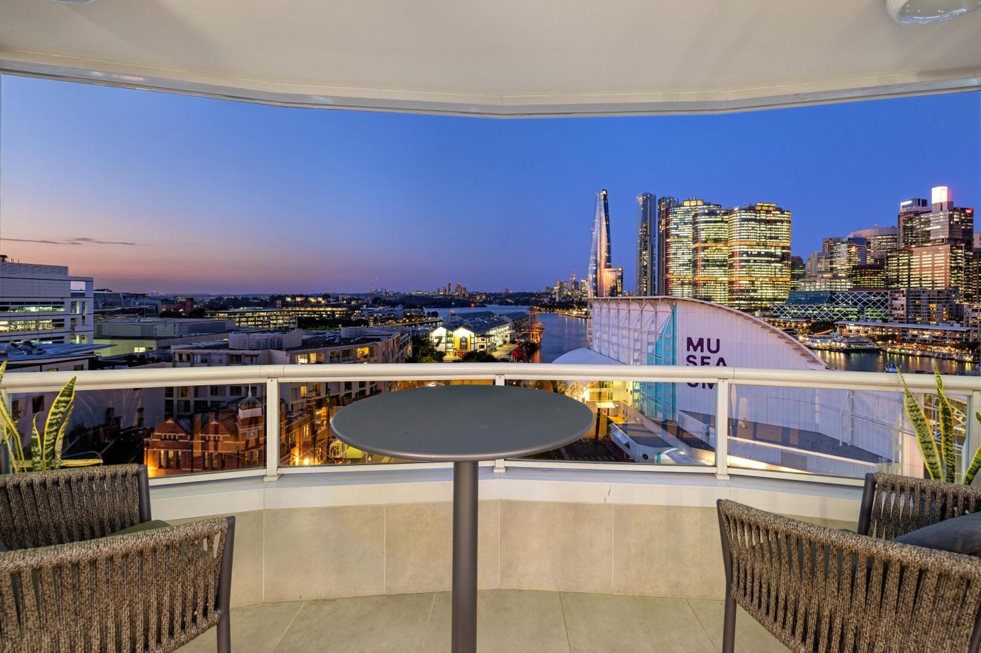 3 Bedroom Darling Harbour Apartment Sydney Eksteriør billede